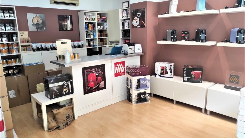 Traspaso Tienda de Café y Maquinaria, zona Maragall en Barcelona ref.9352ZS
