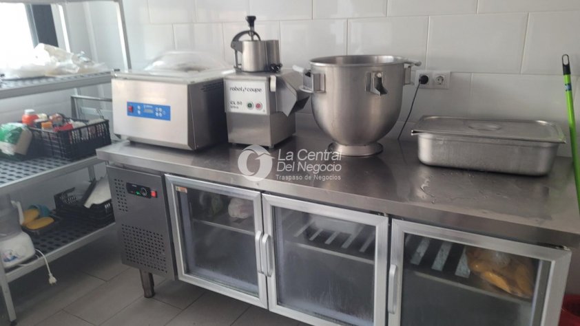 Traspaso Obrador Industrail zona Hospitalet de Llobregat Ref.9359