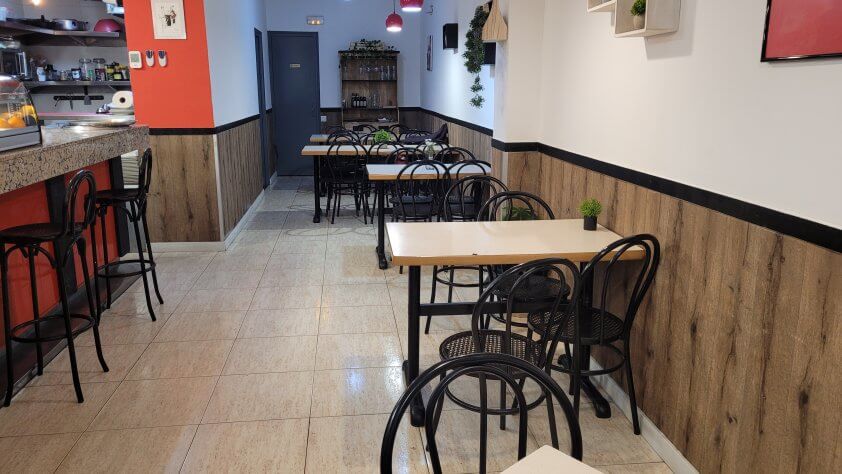 Traspaso Bar – Restaurante en la zona Estación del Norte – Marina en Barcelona Ref.9387FP
