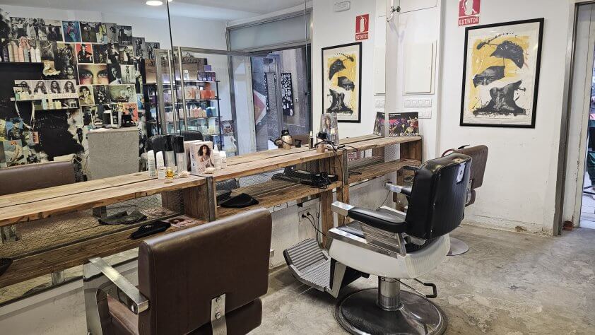 Traspaso Peluquería en Ciutat Vella de Barcelona REF.9432FP