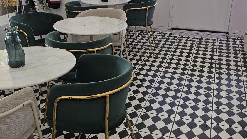 Traspaso Bar – Cafetería zona Vila Olímpica en Barcelona Ref.9497FP