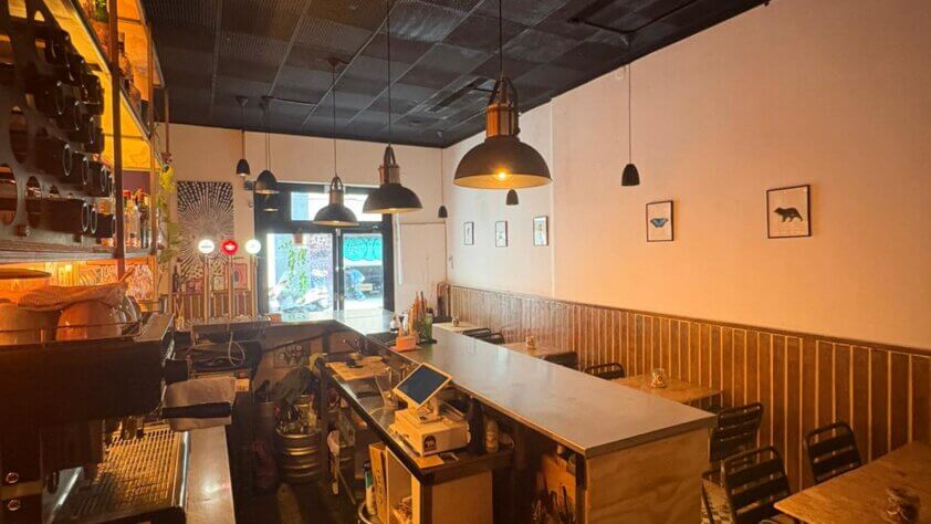 Traspaso Bar-Restaurante zona Sants en Barcelona Ref.9524FP